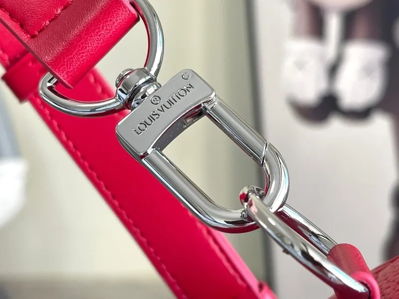 LV Travel Bags-156 - Image 6