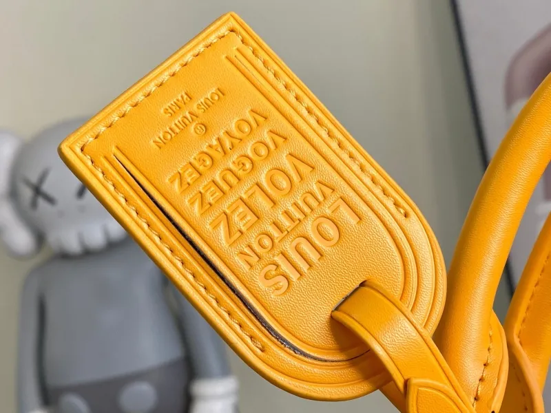 LV Travel Bags-158 - Image 7