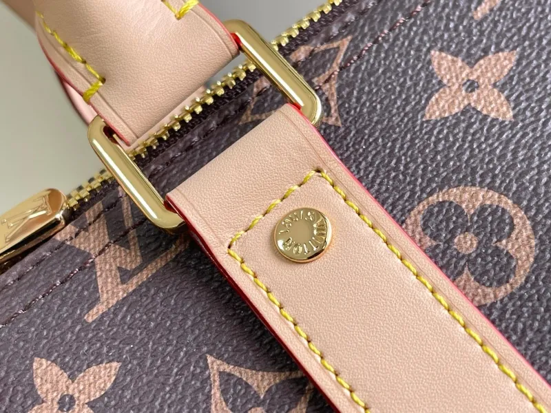 LV Travel Bags-159 - Image 6