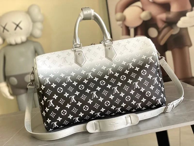 LV Travel Bags-160 - Image 3