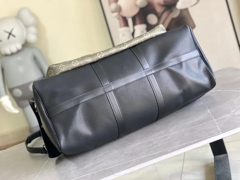 LV Travel Bags-161 - Image 8