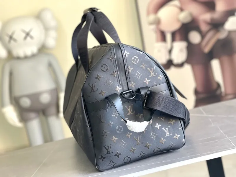 Alternative view of LV Travel Bags-164