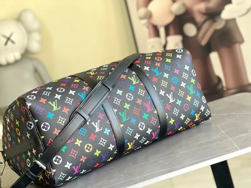 LV Travel Bags-165 - Image 4