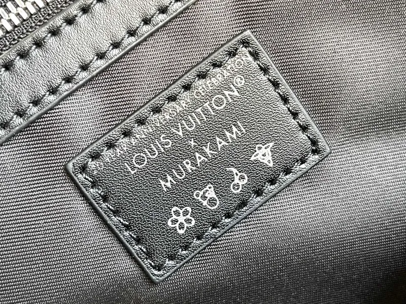 LV Travel Bags-165 - Image 9