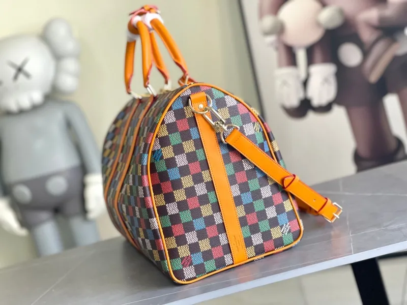 Alternative view of LV Travel Bags-167