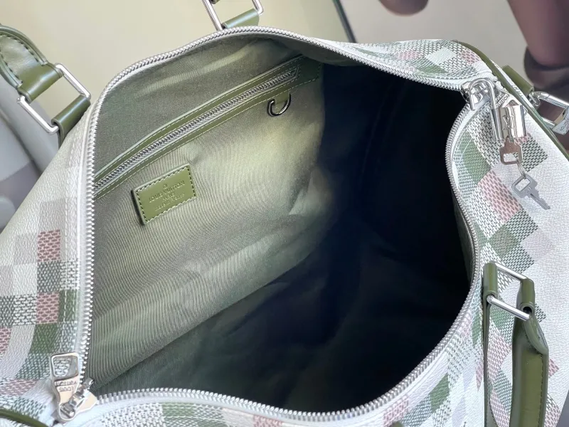 LV Travel Bags-168 - Image 8