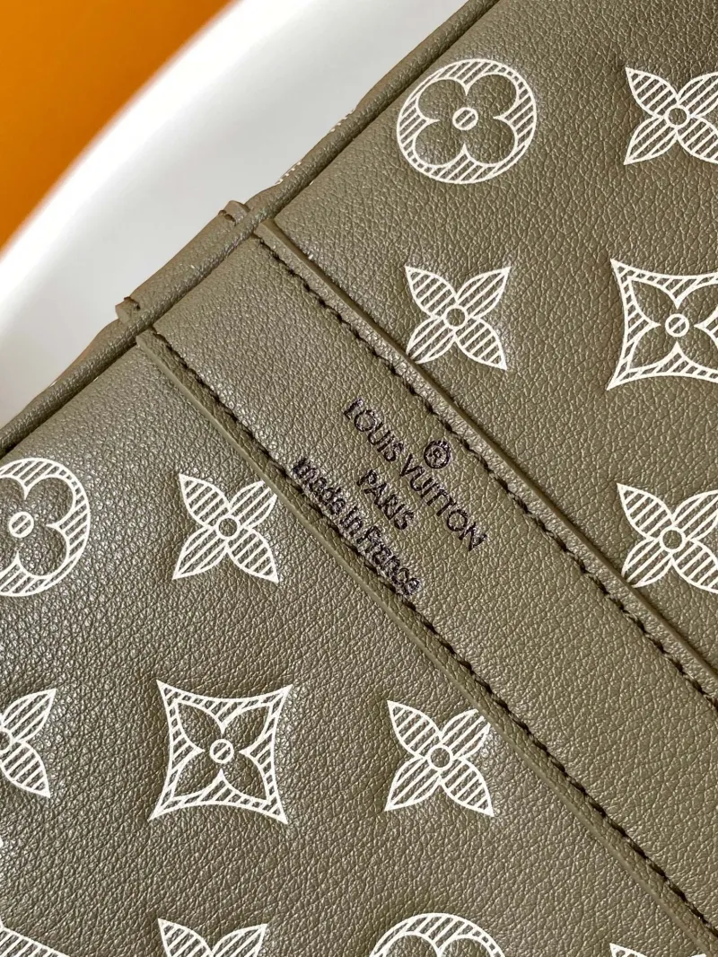 LV Travel Bags-172 - Image 9