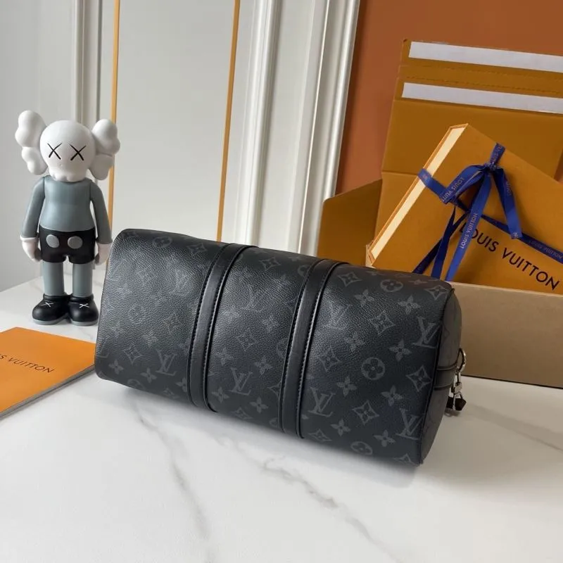 Alternative view of LV Travel Bags-174