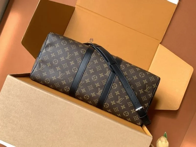 LV Travel Bags-180 - Image 3