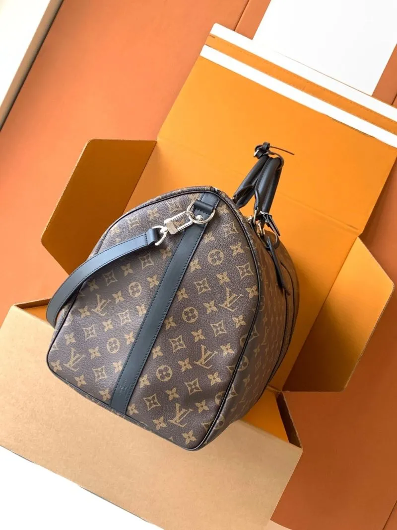 Alternative view of LV Travel Bags-182