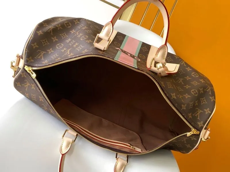 LV Travel Bags-186 - Image 8