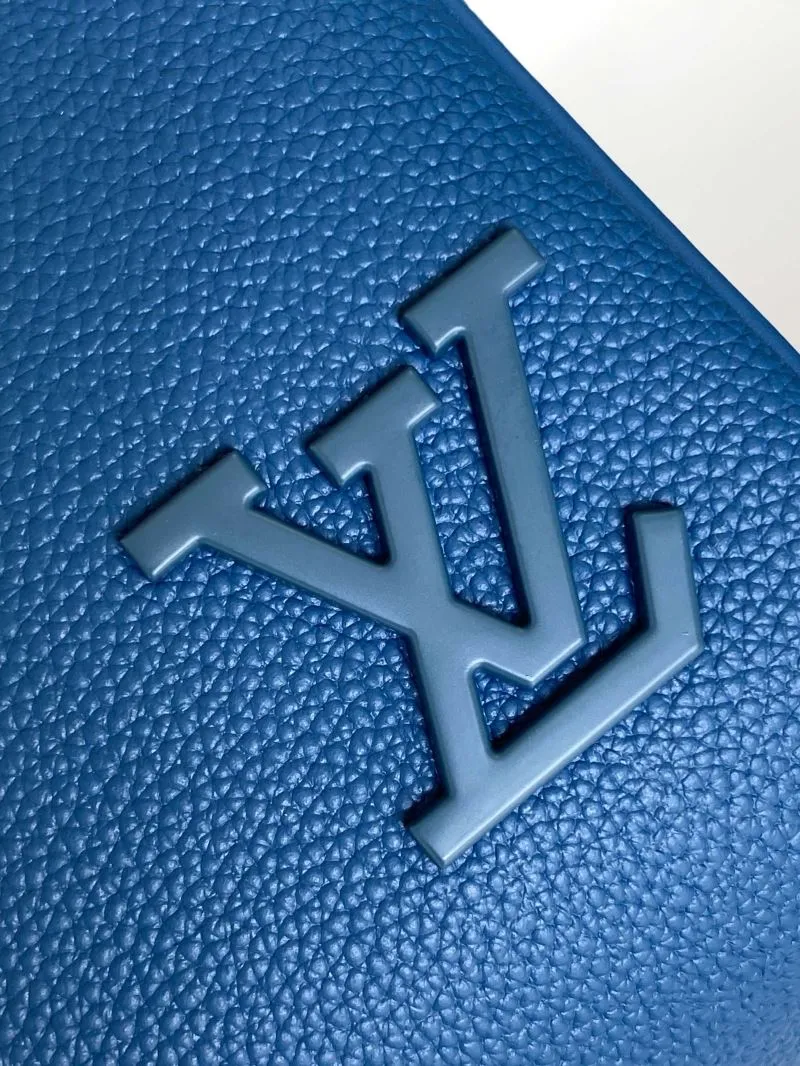 LV Travel Bags-189 - Image 4
