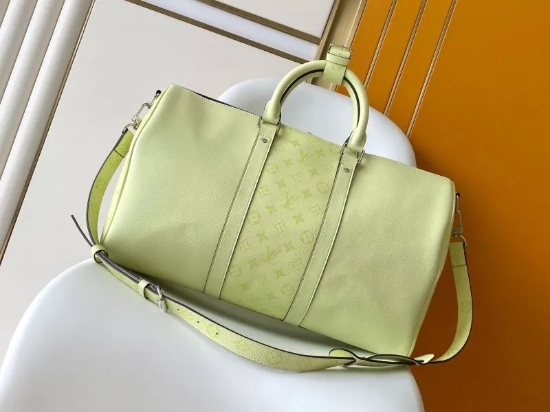 LV Travel Bags-191
