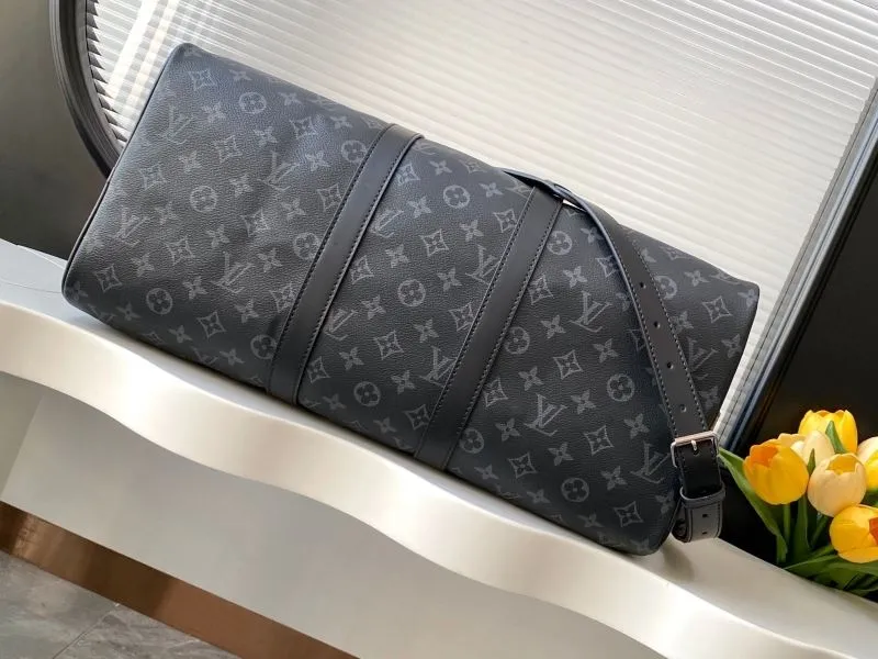 LV Travel Bags-195 - Image 3