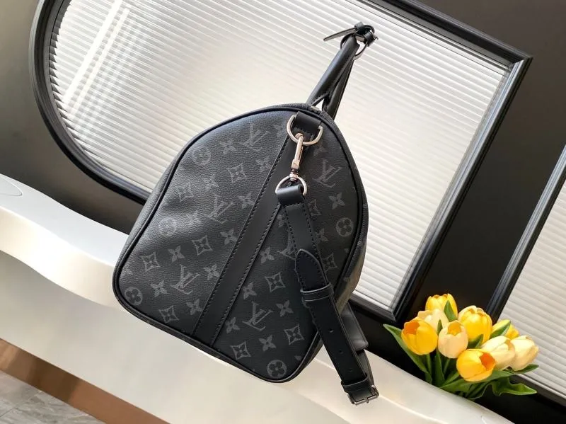 LV Travel Bags-195 - Image 4