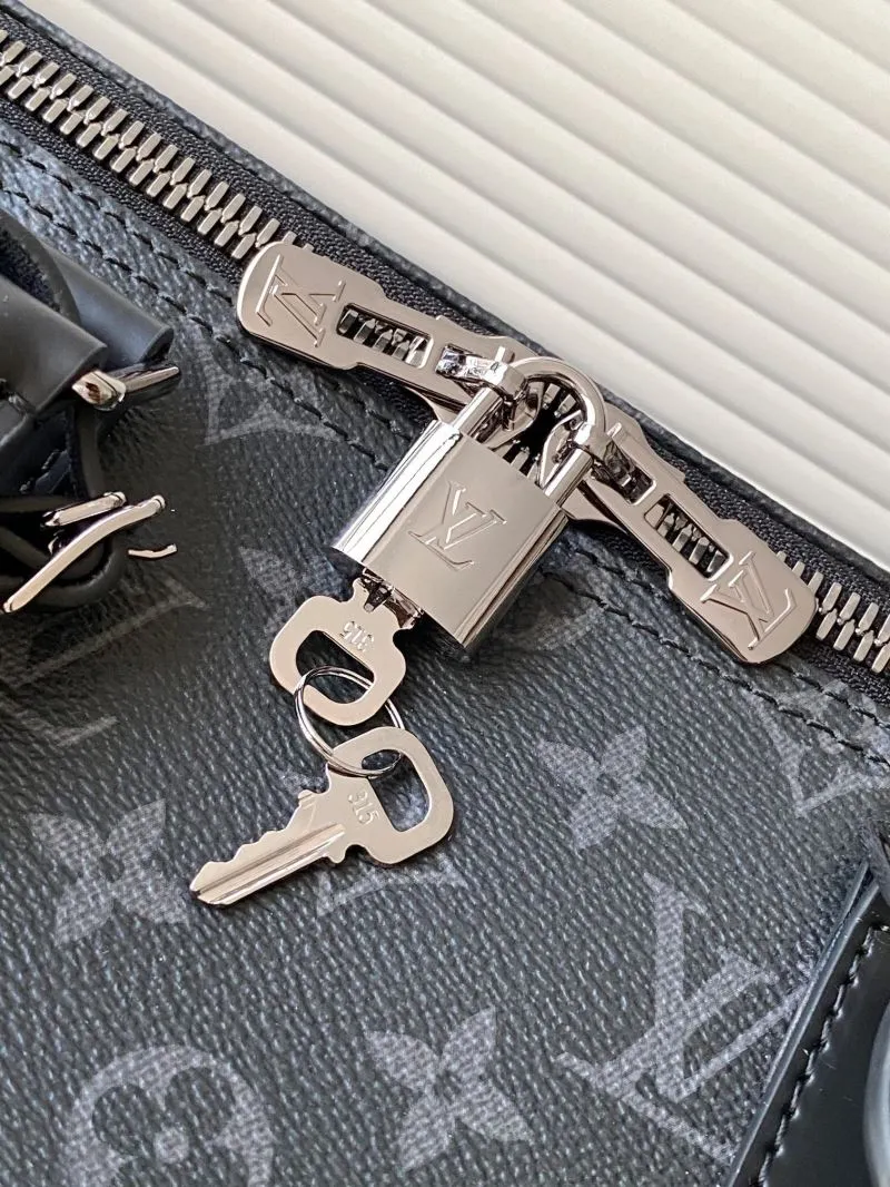 LV Travel Bags-195 - Image 7