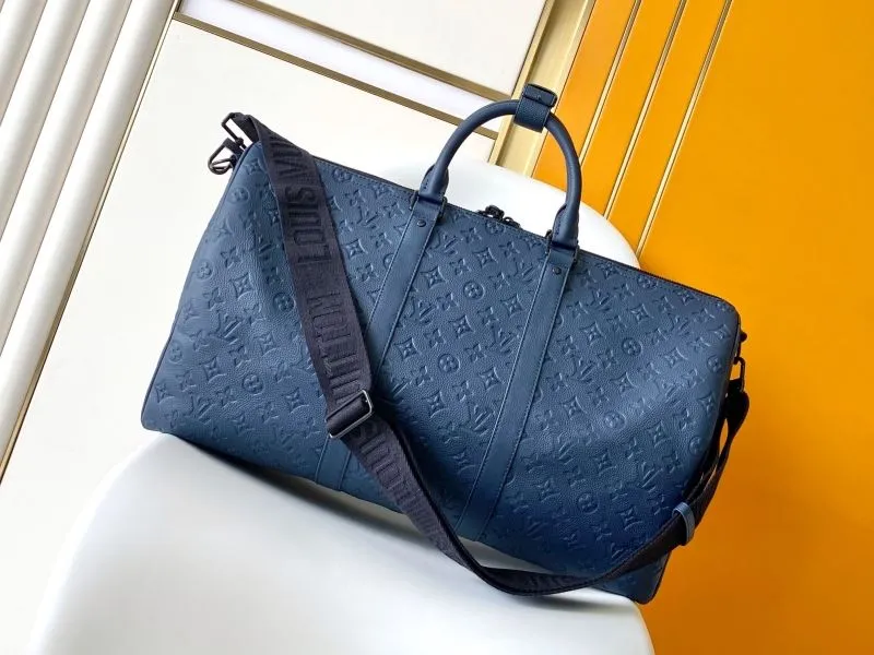 Alternative view of LV Travel Bags-196