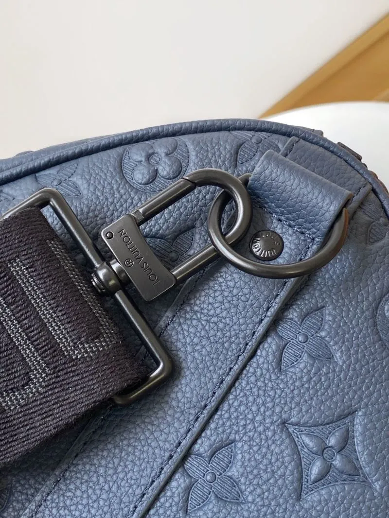 LV Travel Bags-196 - Image 6