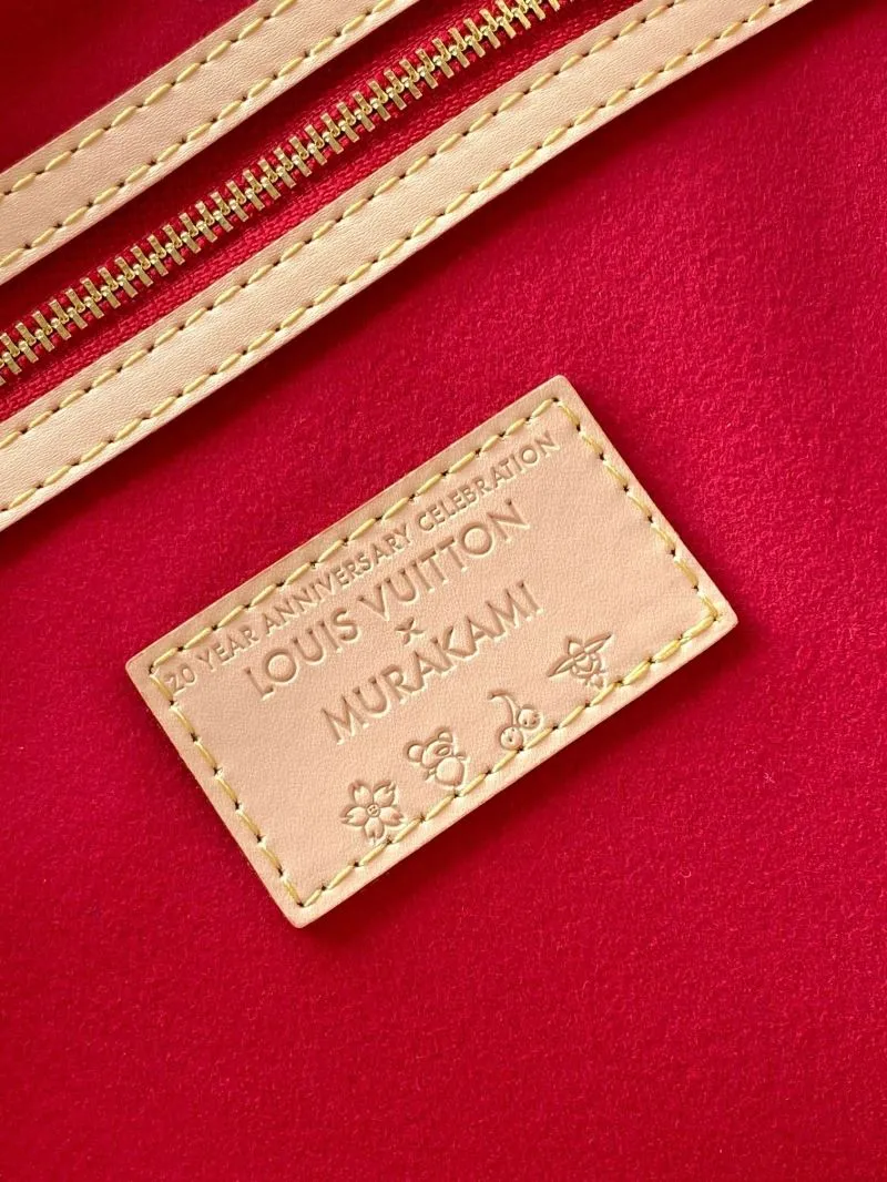 LV Travel Bags-202 - Image 9