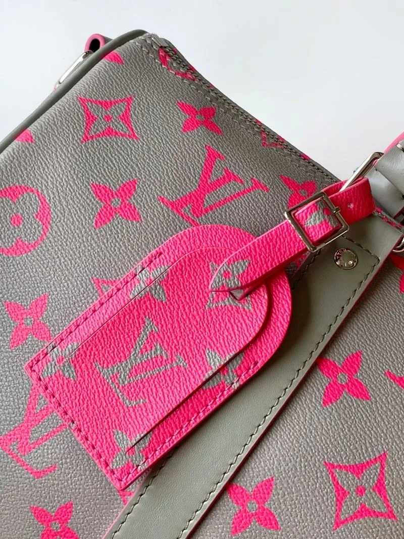 LV Travel Bags-203 - Image 5