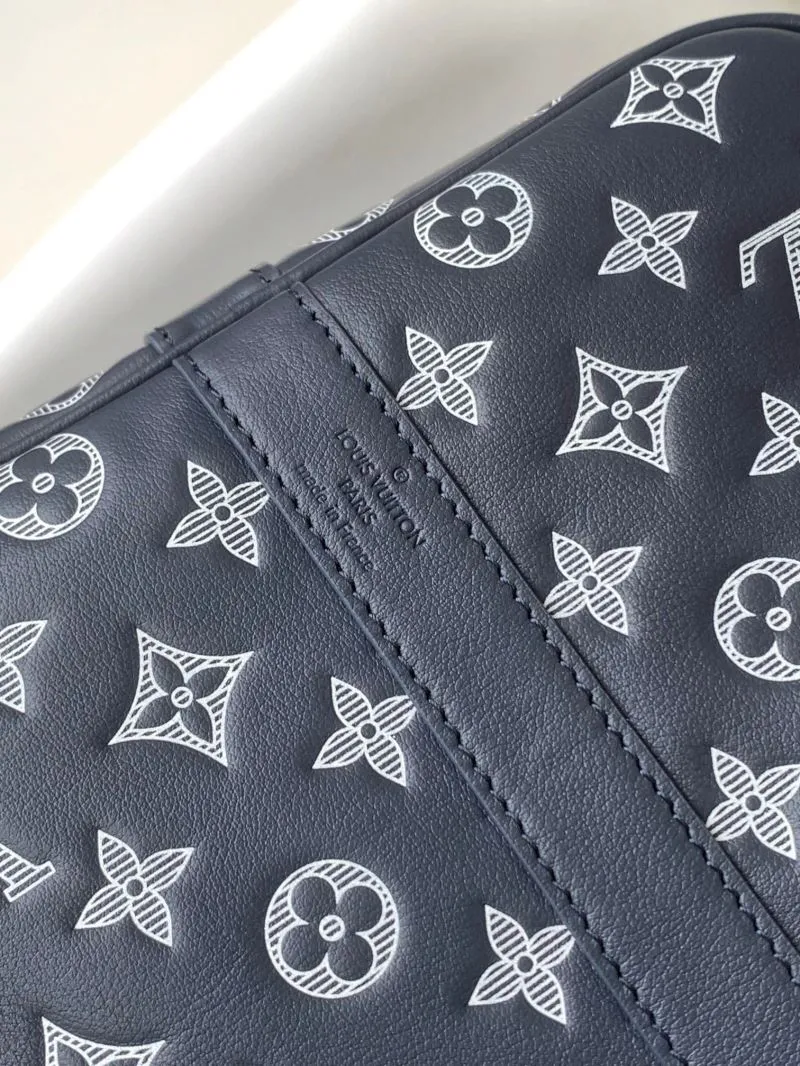 LV Travel Bags-204 - Image 7