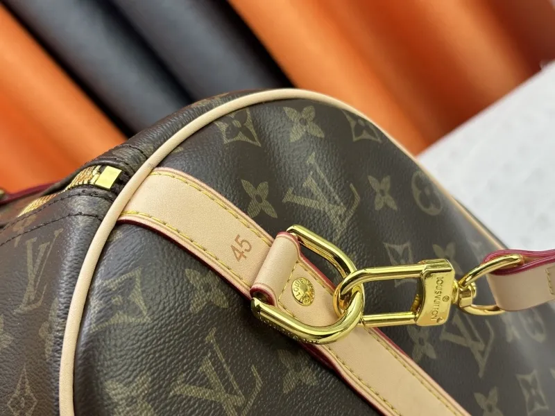 LV Travel Bags-206 - Image 7