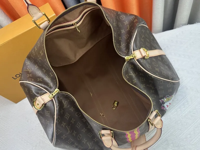 LV Travel Bags-224 - Image 8