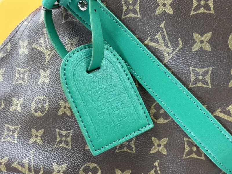 LV Travel Bags-227 - Image 7