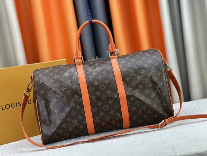 LV Travel Bags-228 - Image 4