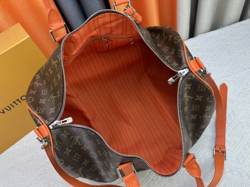 LV Travel Bags-228 - Image 9