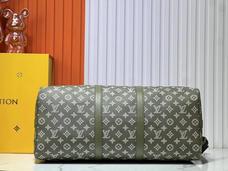 LV Travel Bags-236 - Image 5