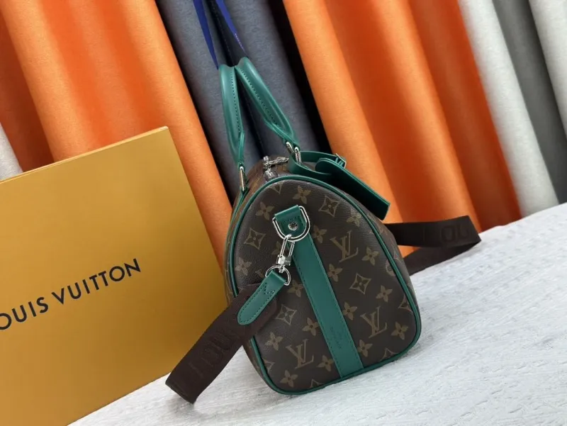LV Travel Bags-237 - Image 3