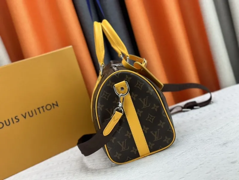 LV Travel Bags-238 - Image 3