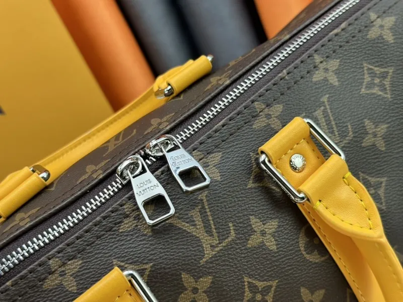 LV Travel Bags-238 - Image 6