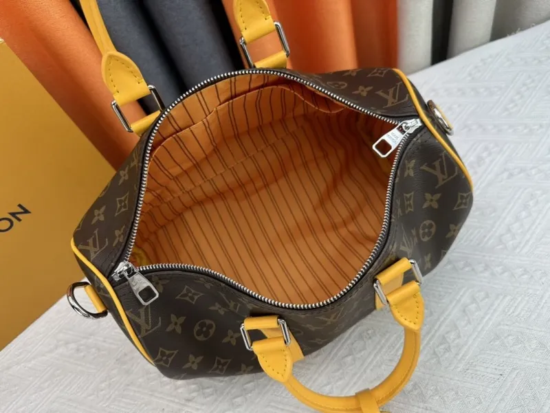 LV Travel Bags-238 - Image 9