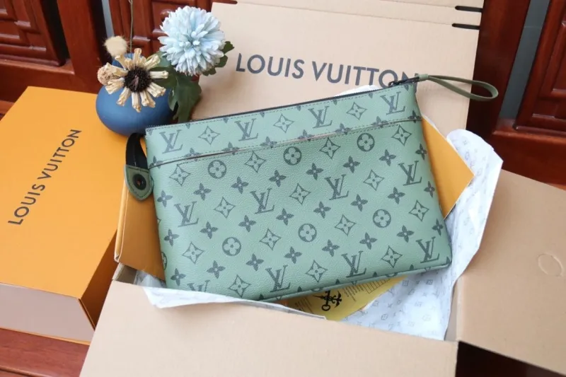 Alternative view of LV Clutch Bags-3