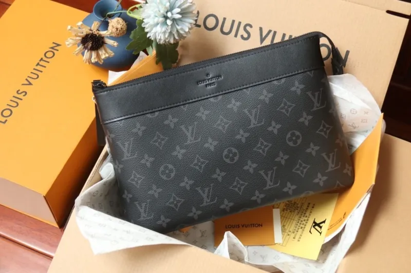 LV Clutch Bags-4