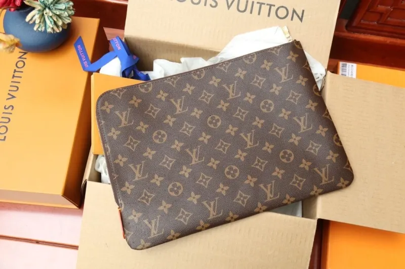 Alternative view of LV Clutch Bags-6