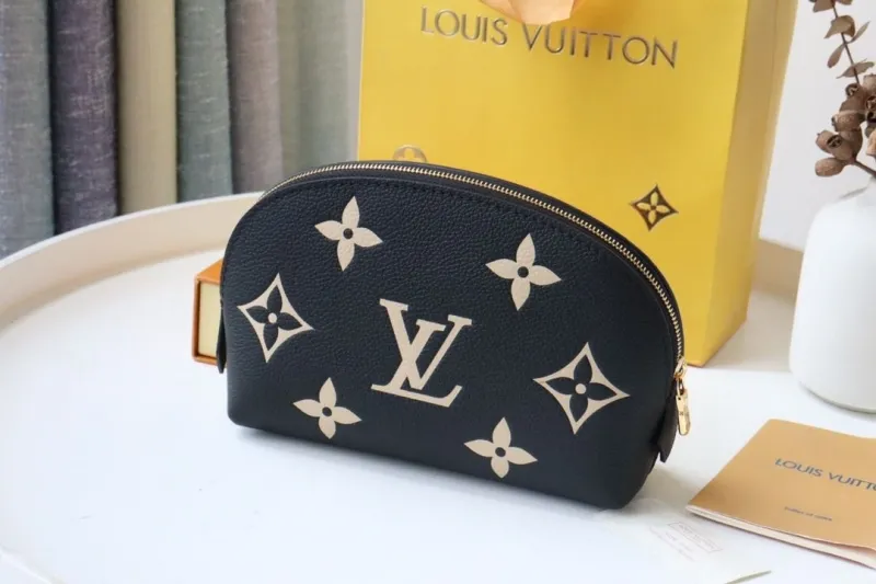 Alternative view of LV Clutch Bags-7