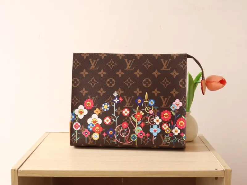 LV Clutch Bags-12