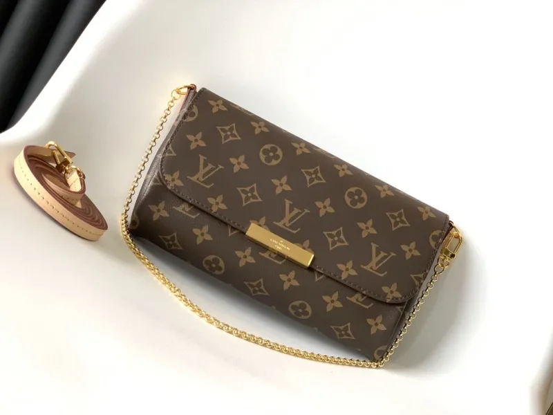 LV Clutch Bags-19