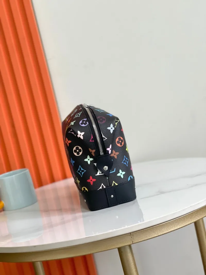 Alternative view of LV Clutch Bags-21