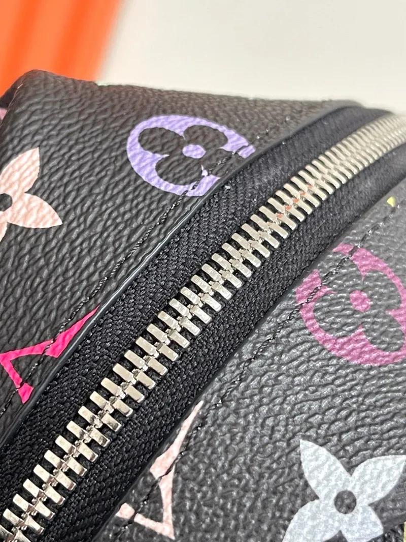 LV Clutch Bags-21 - Image 8