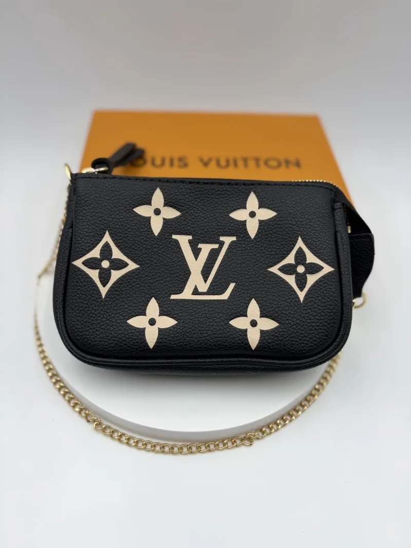 Alternative view of LV Clutch Bags-31
