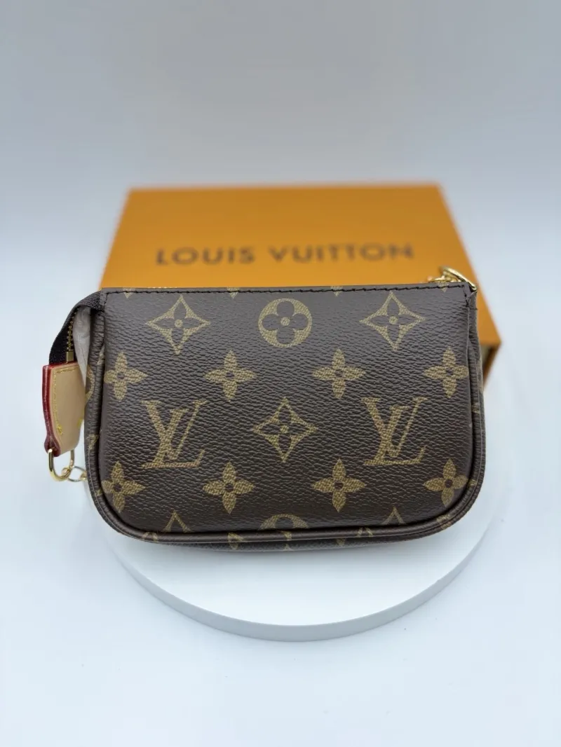 LV Clutch Bags-33