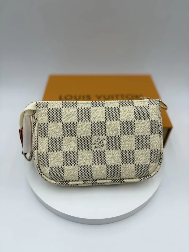 Alternative view of LV Clutch Bags-35
