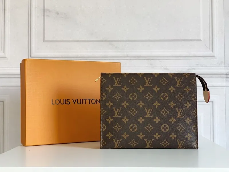 LV Clutch Bags-39
