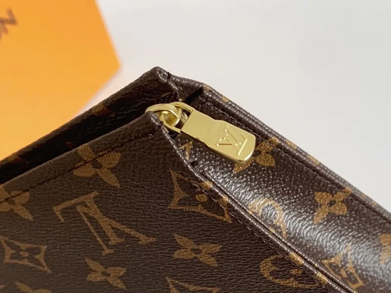 LV Clutch Bags-39 - Image 7