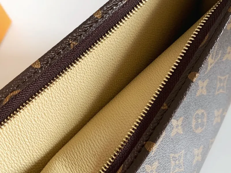 LV Clutch Bags-39 - Image 9