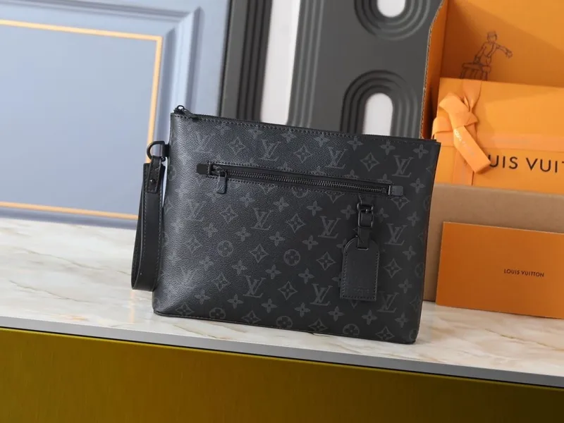 LV Clutch Bags-44